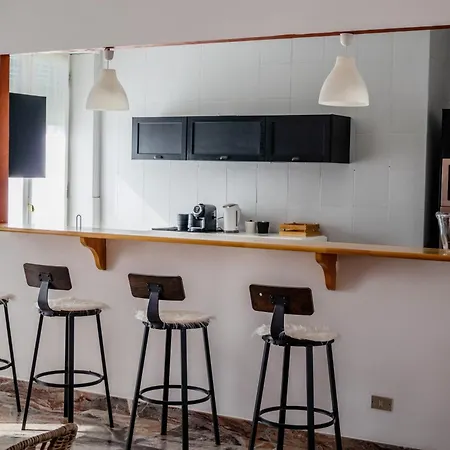 Junior Giacomelli Lägenhet *