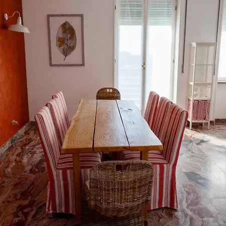 Junior Giacomelli Lägenhet Mathi